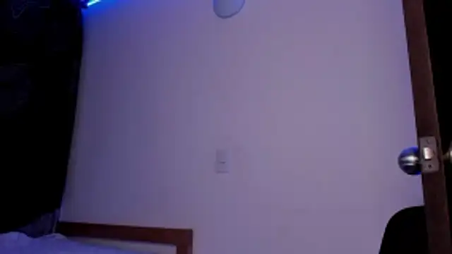 axel davis  online show from 31, 10, 2025