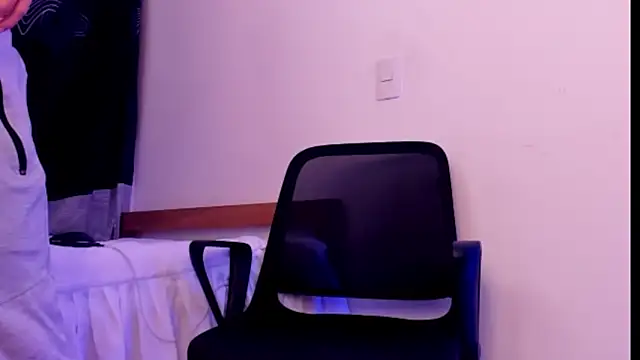 axel davis  online show from 30, 10, 2025