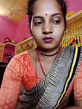 Snapshot of Hot_bbbb chatting on 10, 4, 2026 Hot bbbb online show from 10, 4, 2026