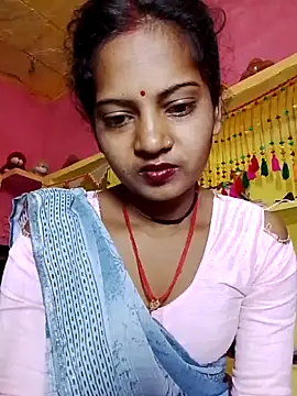 Snapshot of Hot_bbbb chatting on 19, 12, 2025 Hot bbbb online show from 19, 12, 2025