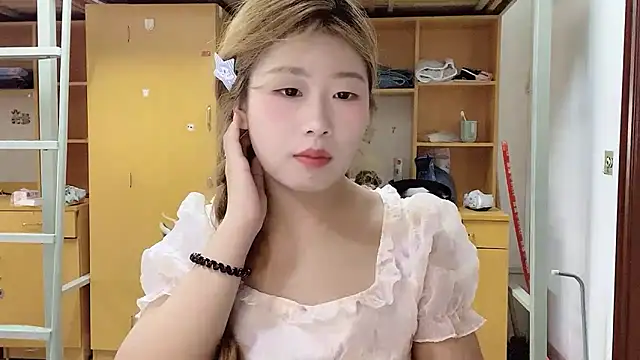 xiaoyan1314 online show from 10, 9, 2025