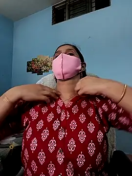 Snapshot of Cute_Faria chatting on 17, 7, 2026 Cute Faria online show from 17, 7, 2026