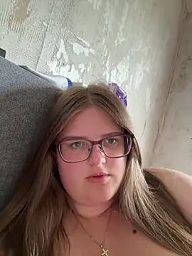 CurvyPaar2 online show from 6, 5, 2026