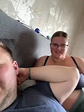 Snapshot of CurvyPaar2 chatting on 14, 6, 2026 CurvyPaar2 online show from 14, 6, 2026