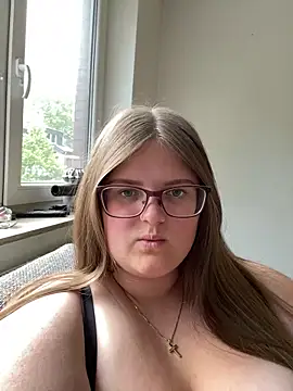 CurvyPaar2 online show from 12, 5, 2026