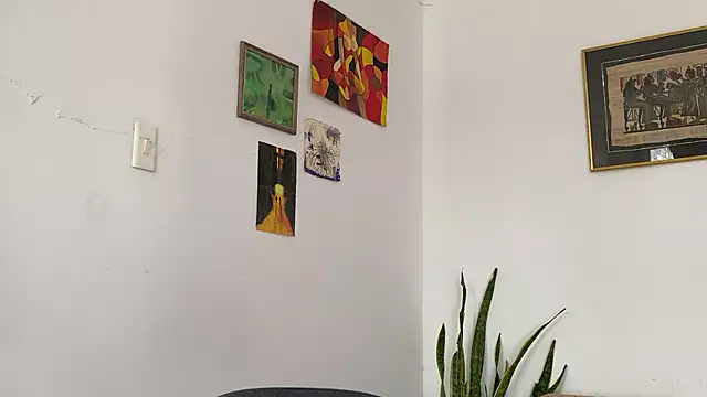 camille delrey online show from 17, 6, 2026