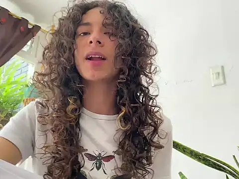 camille delrey online show from 26, 10, 2025