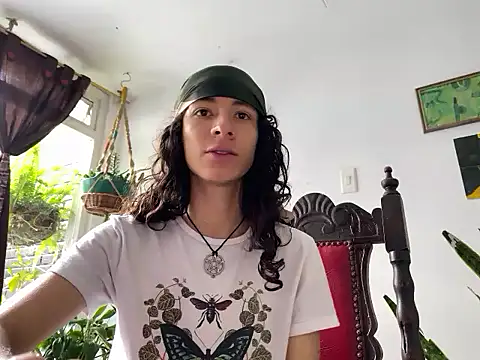 camille delrey online show from 8, 11, 2025