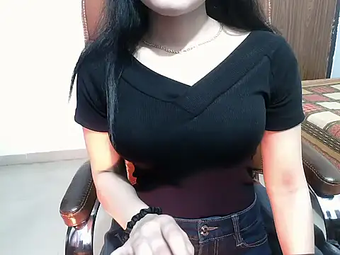 Hazel Angel online show from 27, 3, 2026