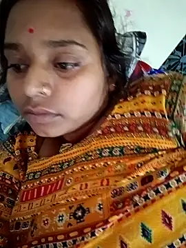 Snapshot of Hot_crety chatting on 30, 10, 2025 Hot crety online show from 30, 10, 2025