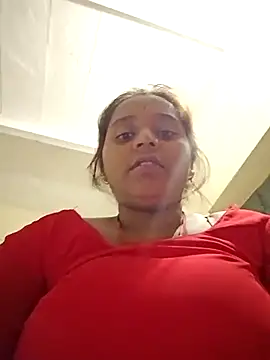 Snapshot of Hot_crety chatting on 29, 10, 2025 Hot crety online show from 29, 10, 2025