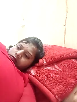 Snapshot of Hot_crety chatting on 1, 3, 2026 Hot crety online show from 1, 3, 2026