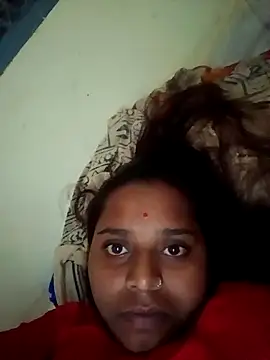 Snapshot of Hot_crety chatting on 28, 10, 2025 Hot crety online show from 28, 10, 2025