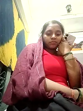 Snapshot of Hot_crety chatting on 30, 11, 2025 Hot crety online show from 30, 11, 2025