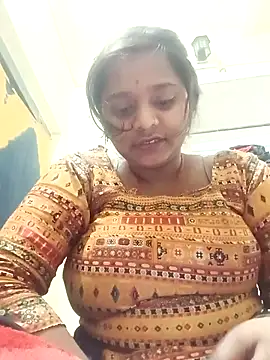 Snapshot of Hot_crety chatting on 6, 2, 2026 Hot crety online show from 6, 2, 2026