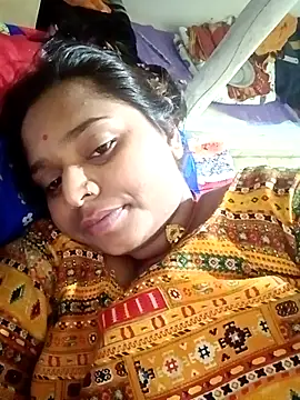 Snapshot of Hot_crety chatting on 30, 10, 2025 Hot crety online show from 30, 10, 2025