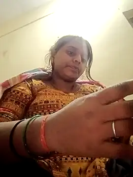 Snapshot of Hot_crety chatting on 25, 11, 2025 Hot crety online show from 25, 11, 2025