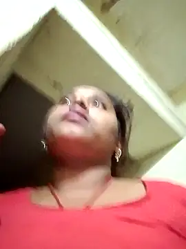 Snapshot of Hot_crety chatting on 16, 11, 2025 Hot crety online show from 16, 11, 2025