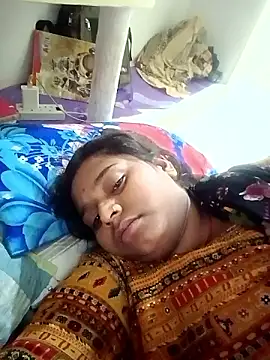 Snapshot of Hot_crety chatting on 9, 11, 2025 Hot crety online show from 9, 11, 2025