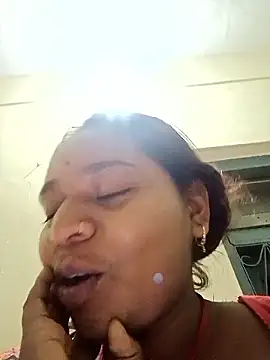 Snapshot of Hot_crety chatting on 20, 11, 2025 Hot crety online show from 20, 11, 2025