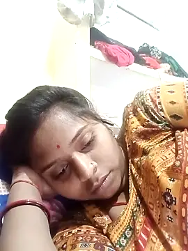 Snapshot of Hot_crety chatting on 2, 3, 2026 Hot crety online show from 2, 3, 2026