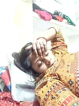 Snapshot of Hot_crety chatting on 2, 3, 2026 Hot crety online show from 2, 3, 2026