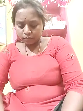 Snapshot of Hot_crety chatting on 21, 5, 2026 Hot crety online show from 21, 5, 2026
