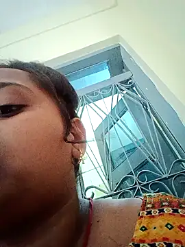 Snapshot of Hot_crety chatting on 7, 10, 2025 Hot crety online show from 7, 10, 2025