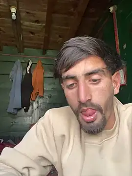 lyath3245 online show from 28, 2, 2026