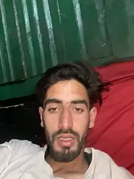 lyath3245 online show from 15, 4, 2026