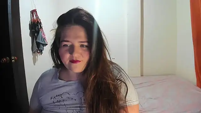 Daphne girlsex online show from 28, 9, 2025