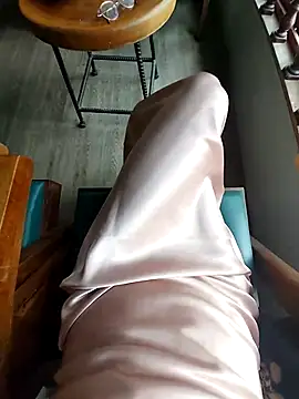 meomeocute online show from 19, 12, 2025