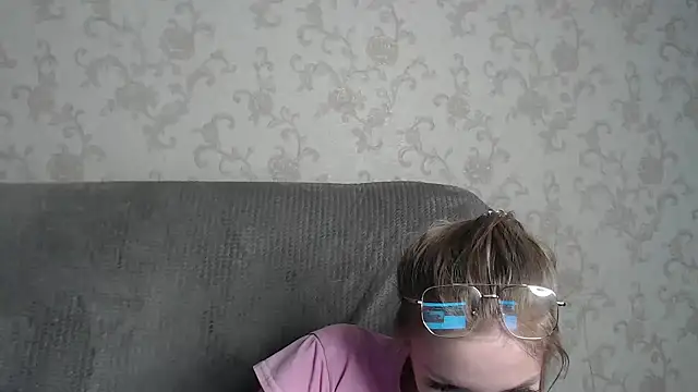 HitGyrl online show from 14, 4, 2026