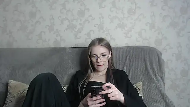 HitGyrl online show from 1, 3, 2026