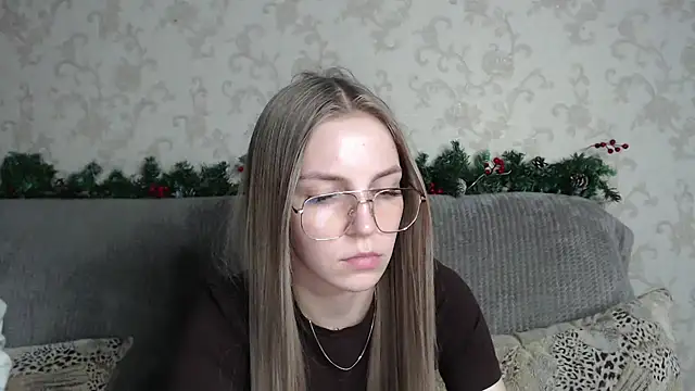 HitGyrl online show from 11, 2, 2026