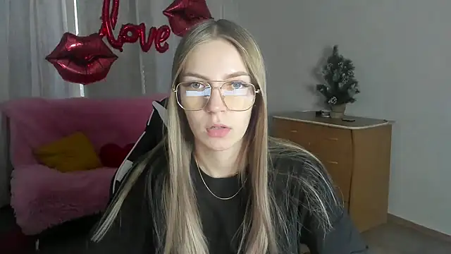 HitGyrl online show from 3, 3, 2026