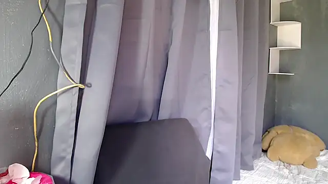 urseductivebarbie xx online show from 4, 10, 2025