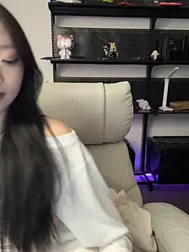 tuzi5201314 online show from 2, 12, 2025