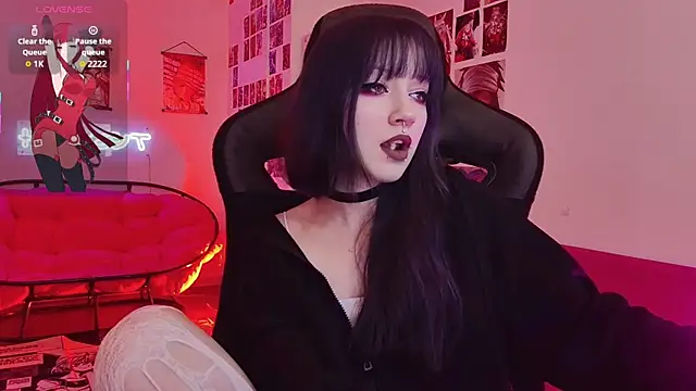 LiliLuna online show from 16, 12, 2025