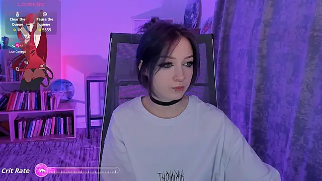 LiliLuna online show from 10, 10, 2025