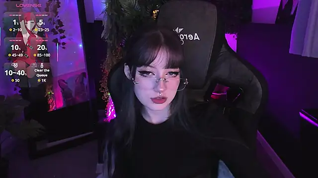 LiliLuna online show from 18, 2, 2026