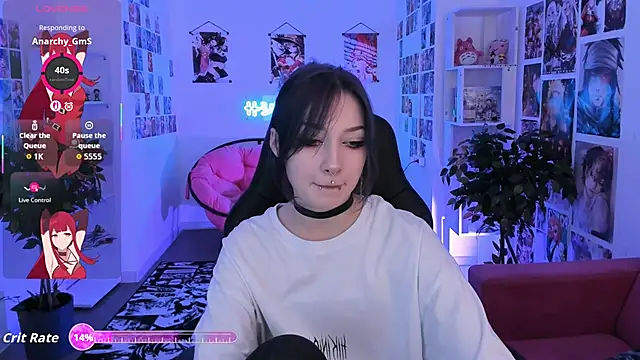 LiliLuna online show from 19, 10, 2025