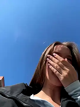 Snapshot of ElliRose chatting on 11, 9, 2025 ElliRose online show from 11, 9, 2025