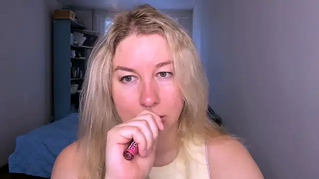 Snapshot of NancySanders chatting on 22, 6, 2026 NancySanders online show from 22, 6, 2026
