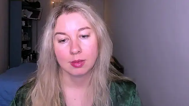Snapshot of NancySanders chatting on 7, 6, 2026 NancySanders online show from 7, 6, 2026