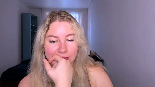 Snapshot of NancySanders chatting on 5, 7, 2026 NancySanders online show from 5, 7, 2026