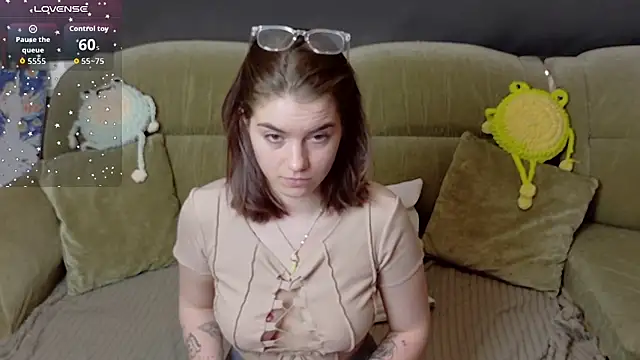 ElzaBlis online show from 13, 4, 2026