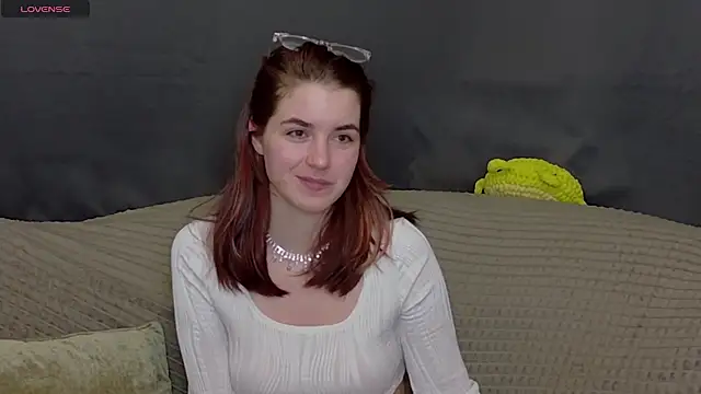 ElzaBlis online show from 17, 11, 2025