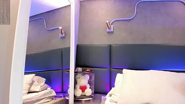 tinnymonroe online show from 14, 12, 2025