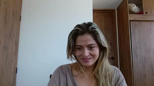 linda-mature43 online show from 29, 11, 2025